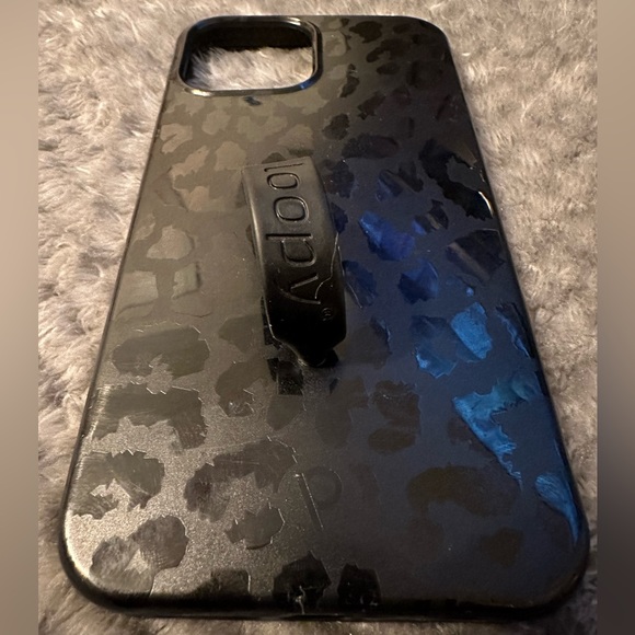 Black leopard Loopy iPhone 12 Pro Max phone case. - Picture 2 of 3